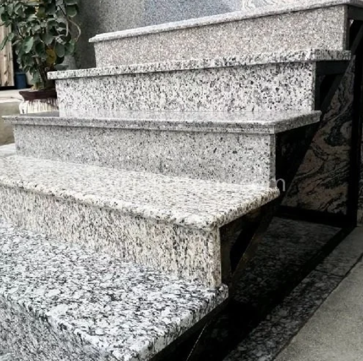 white lapotra granite